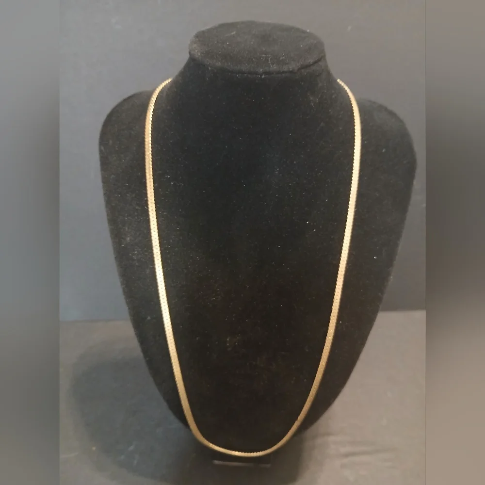 Gold tone snake chain necklace - Picture 1 of 12
